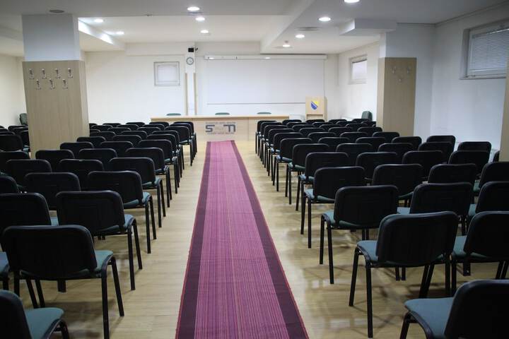 Business Center 43 of 54
