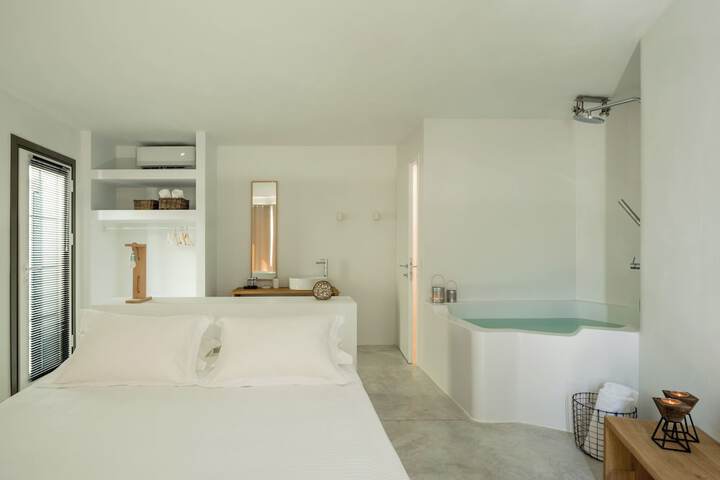 Room 17 of 118