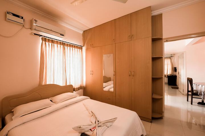 CATALYST SUITES
