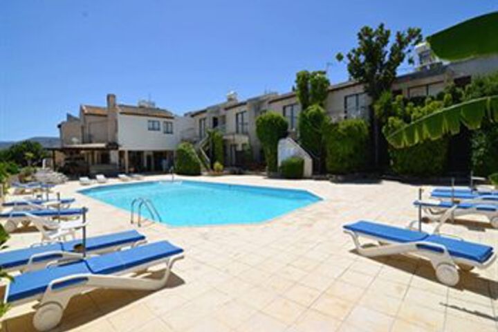 Chrysafinia Hotel Apts