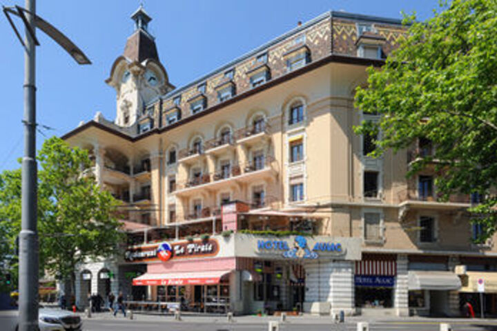 Hotel 74 of 102