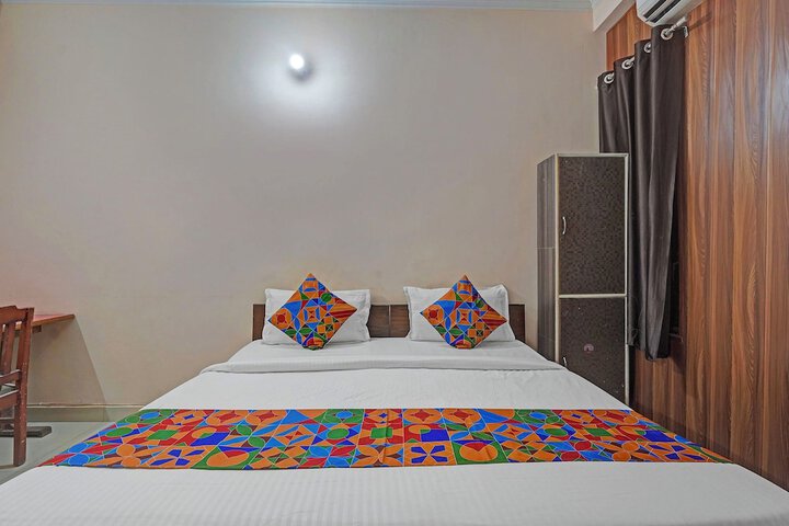Room 8 of 26