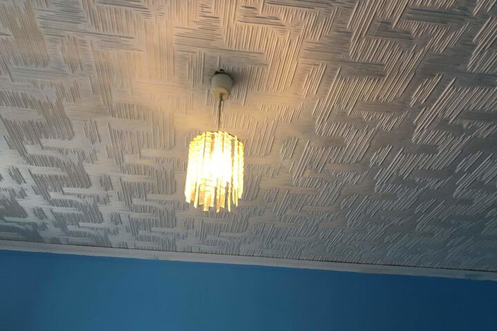 Room 8 of 18