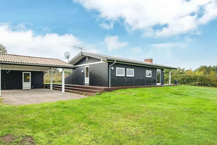 8 Person Holiday Home in Glesborg