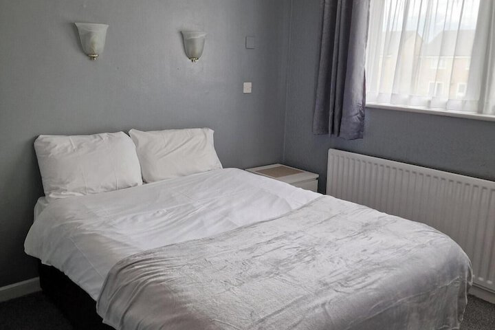 Room 4 of 22