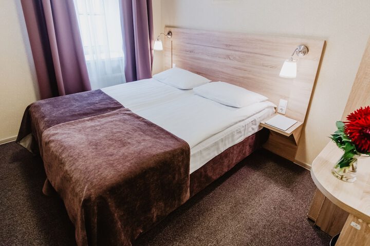 Room 13 of 39