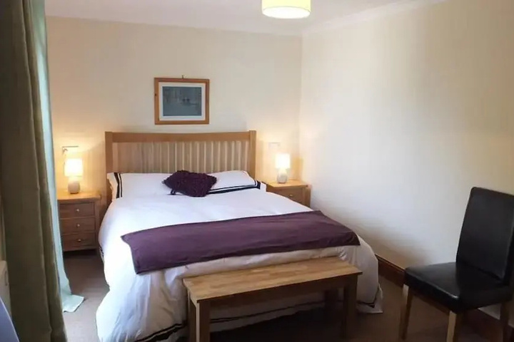 Room 3 of 13