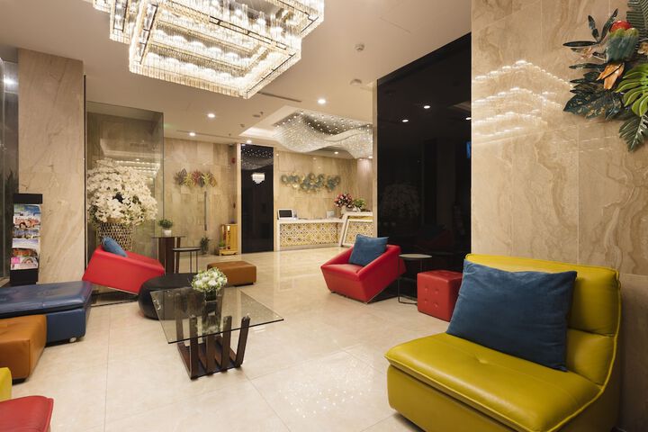 Hotel Interior 4 of 130