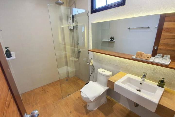 Room 16 of 23