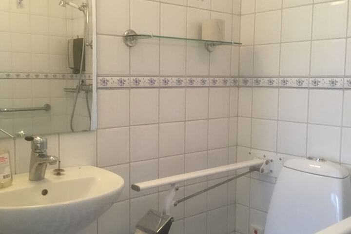 Room 46 of 71
