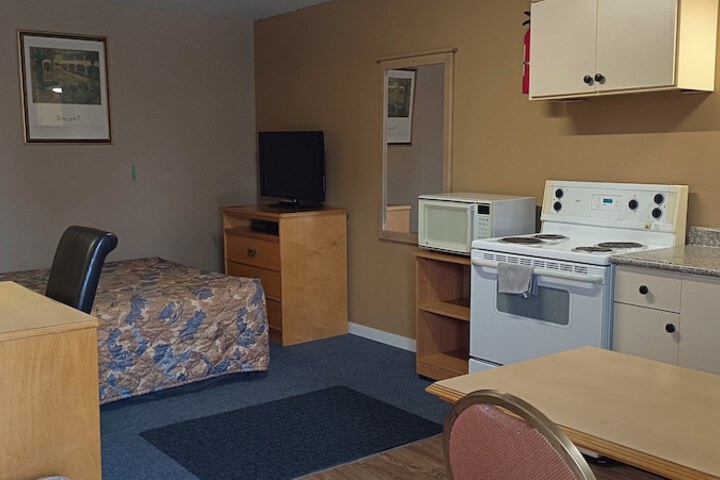 Room 44 of 68