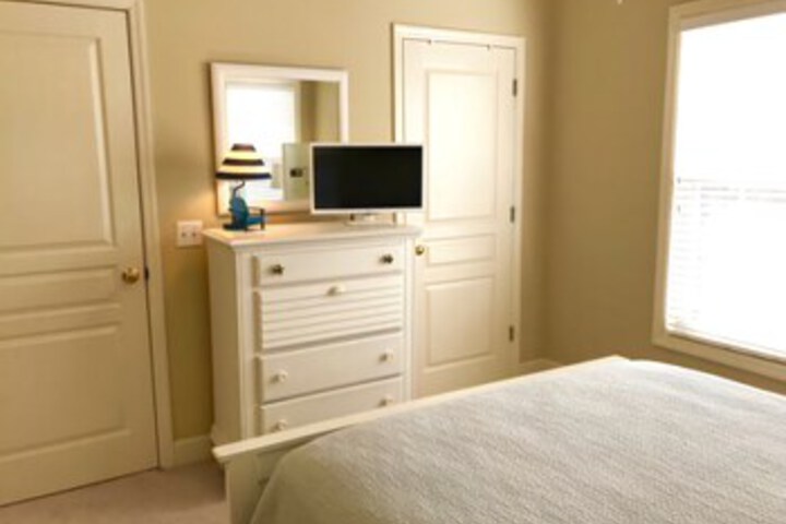 Room 36 of 47