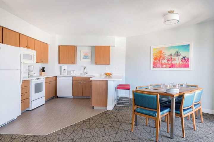 Room 15 of 24