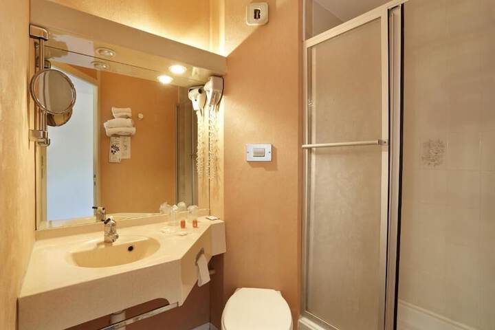 Bathroom Interior Photo