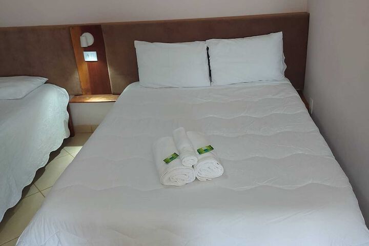 Room 3 of 12