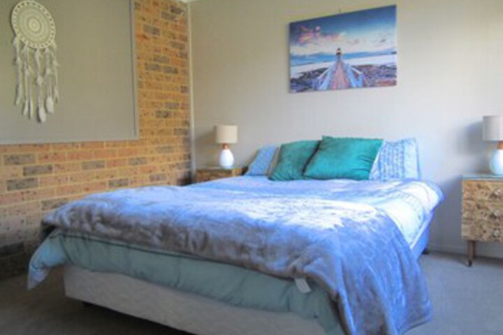 Room 10 of 17