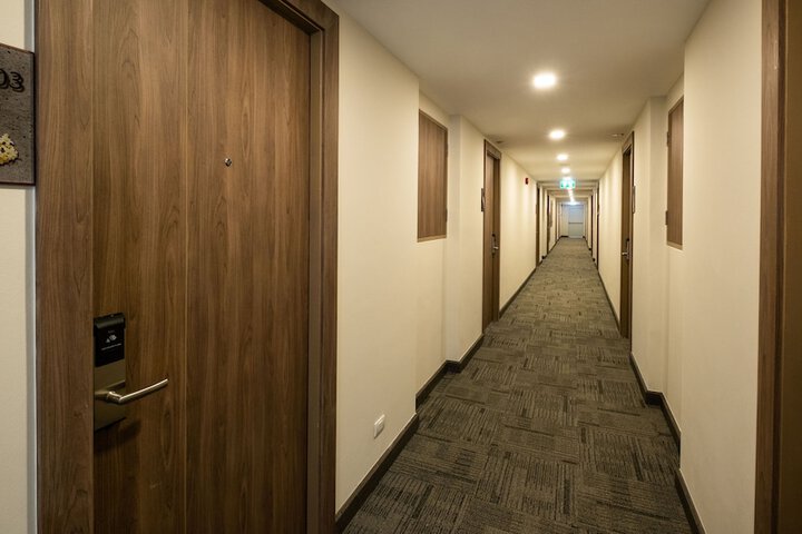 Ballroom/Hall 20 of 24