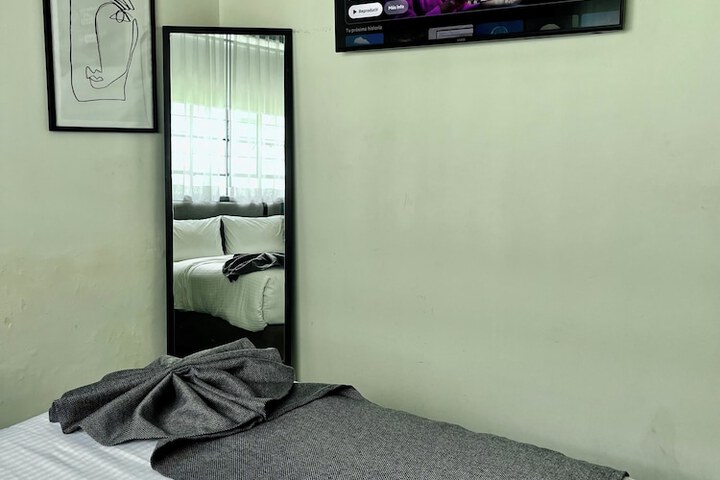 Room 43 of 53