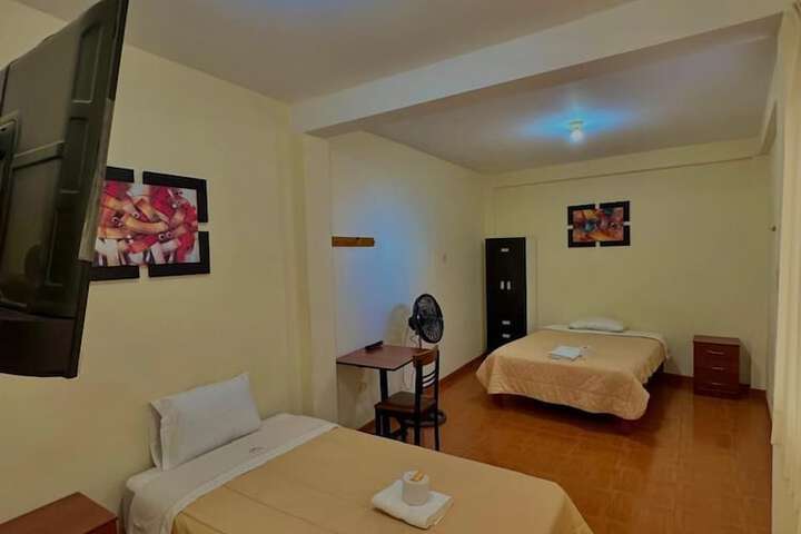 Room 6 of 19