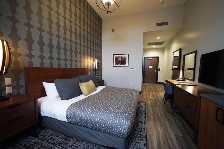Room 12 of 86