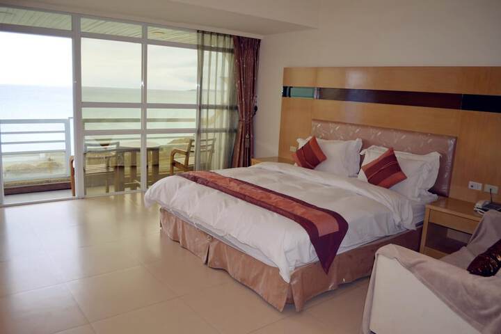 Room 19 of 49