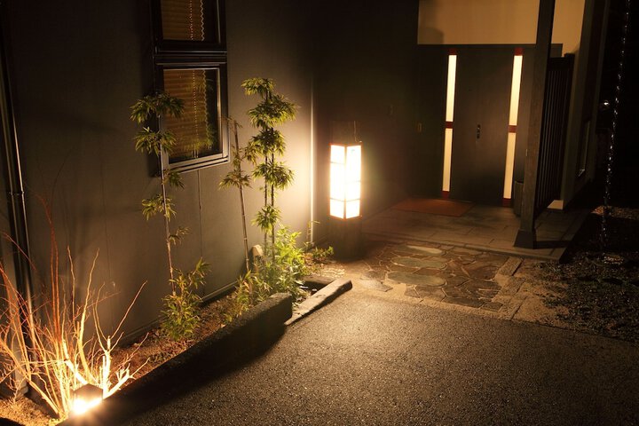 Room 10 of 64