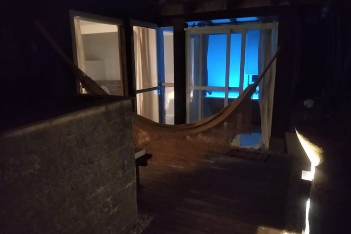 Room 16 of 33