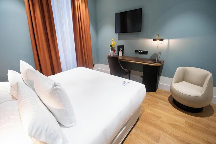 Room 20 of 43