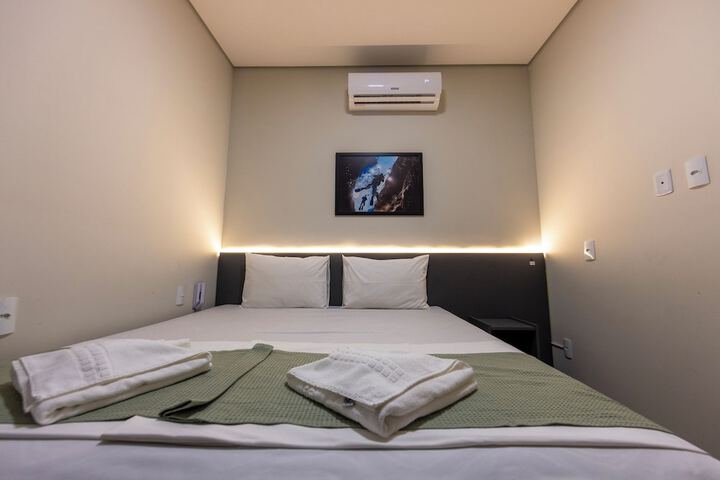 Room 42 of 82