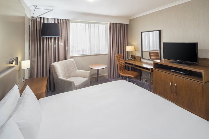 Room 5 of 64