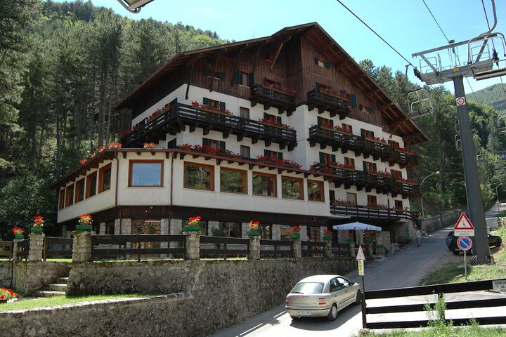 Hotel 32 of 38