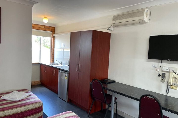 Room 9 of 24