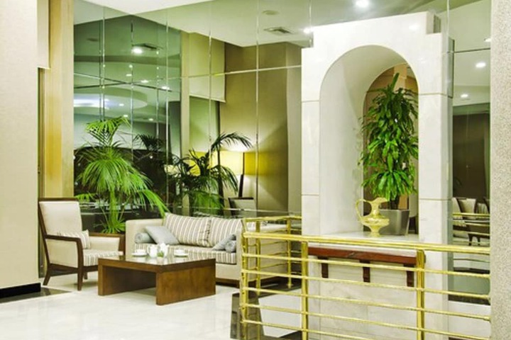Hotel Lobby