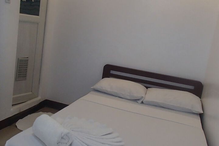 Room 19 of 68