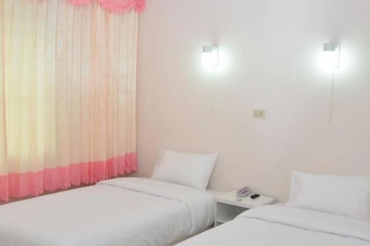 Room 14 of 43
