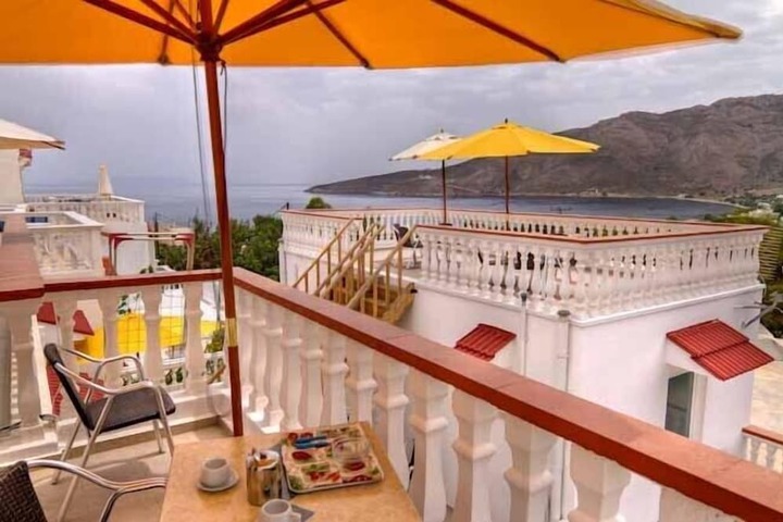 Terrace/Patio 9 of 28