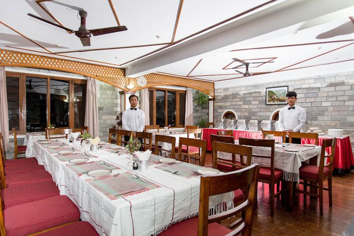 Dining 70 of 157