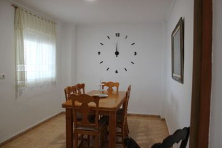 Room 9 of 17