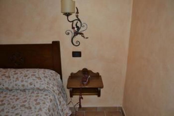 Room 13 of 29