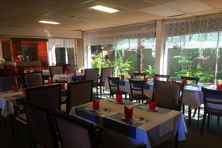 Dining 74 of 80