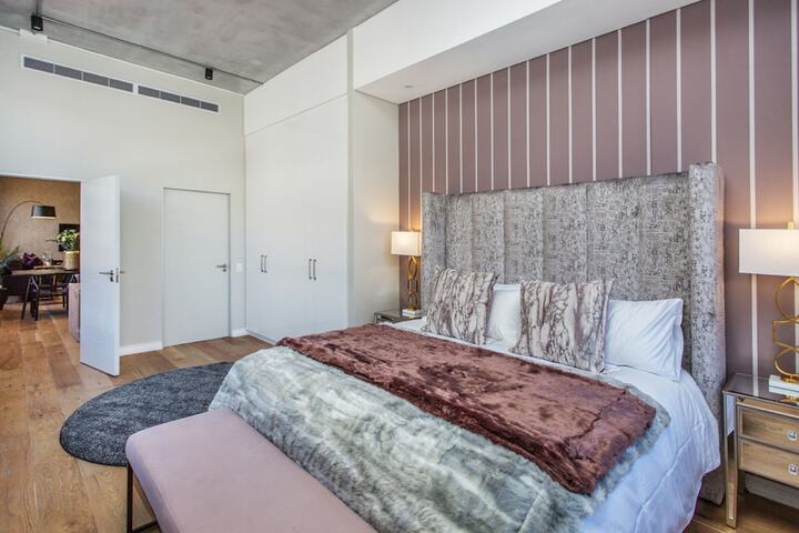 Room 14 of 50