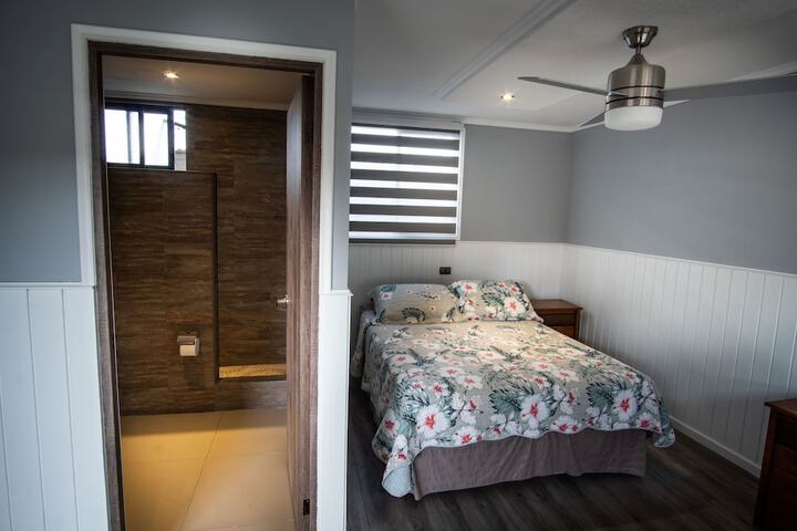 Room 9 of 63
