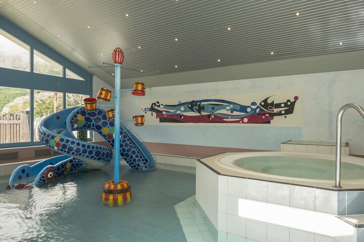Pool Hotel
