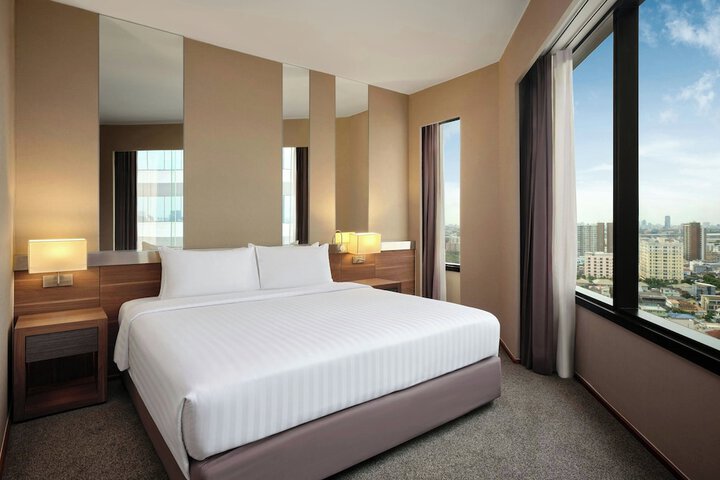 Room 34 of 129