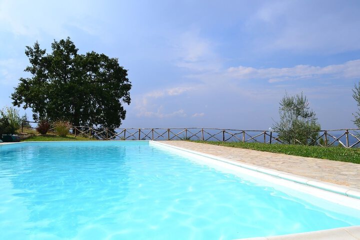 Hotel Pool