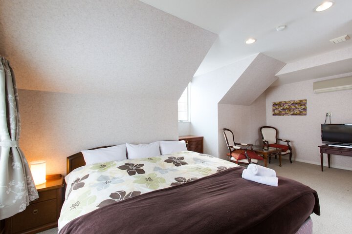 Room 14 of 84