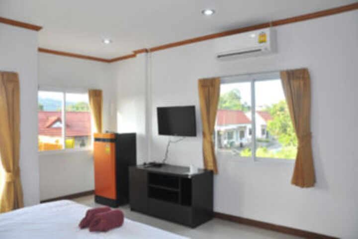 Room 9 of 9