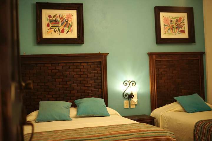 Room 25 of 156