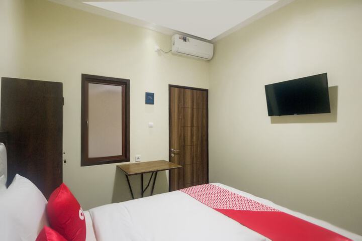 Room 5 of 24