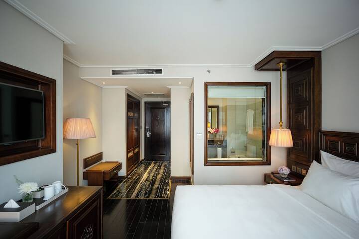 Room 15 of 91